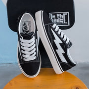 Flat bottom hook sports lightning cloth shoes