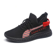 Women's sports shoes
