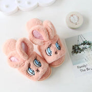 Indoor warm floor slippers in autumn and winter