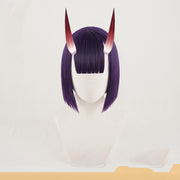 Cosplay wigs are short and purple