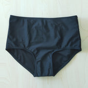 Waist-tight bathing suit