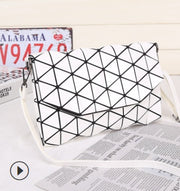 Trending rhombic bag shoulder diagonal package