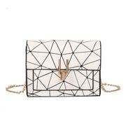 Geometric rhombic square package