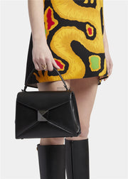 Women's Fashion Veil Portable Retro Brass Metal Shoulder Bag